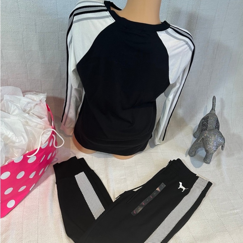 NWT VS PINK M/L SET - Picture 5 of 7